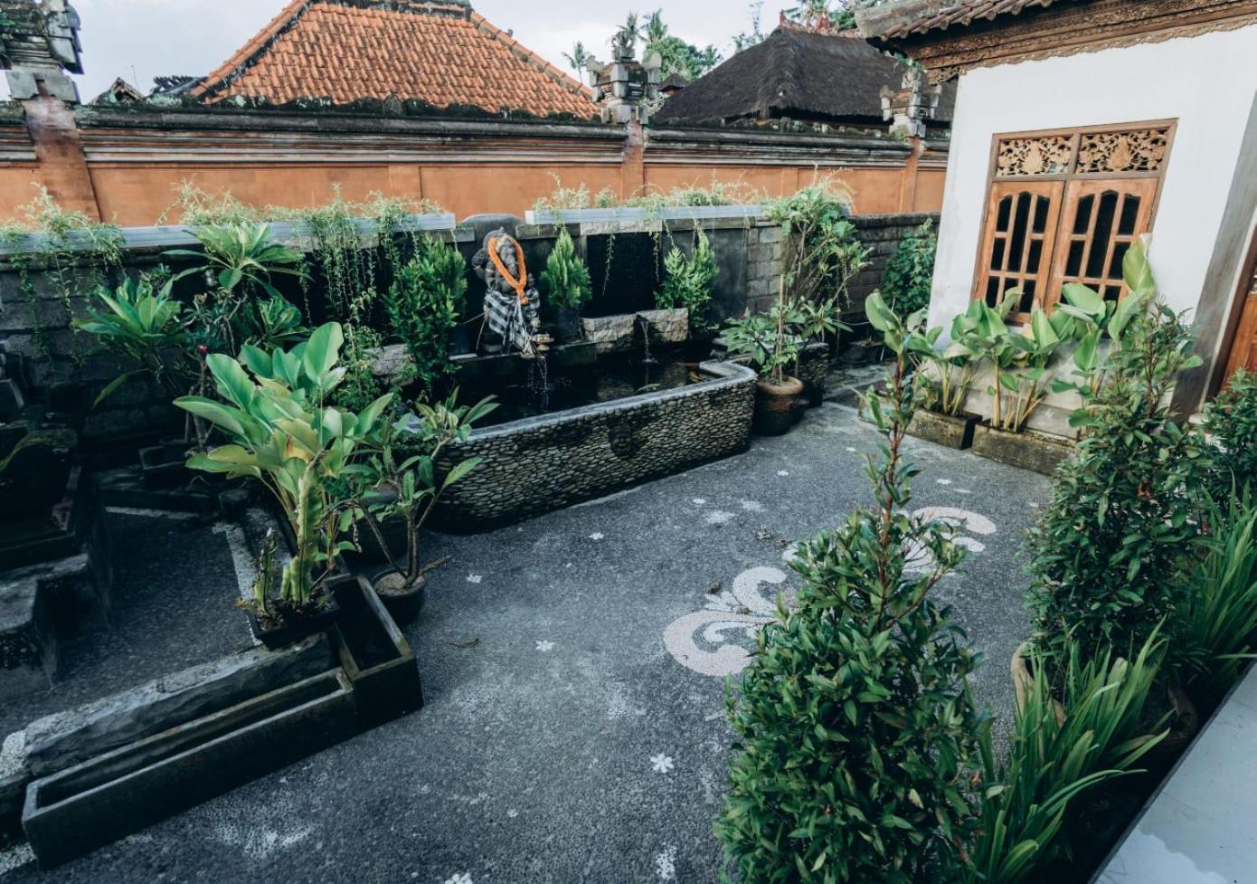 Homestay Balinese House
